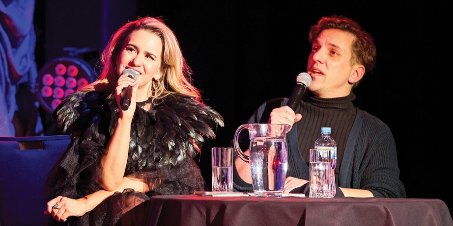 Comedians on stage afc website 2560x1280